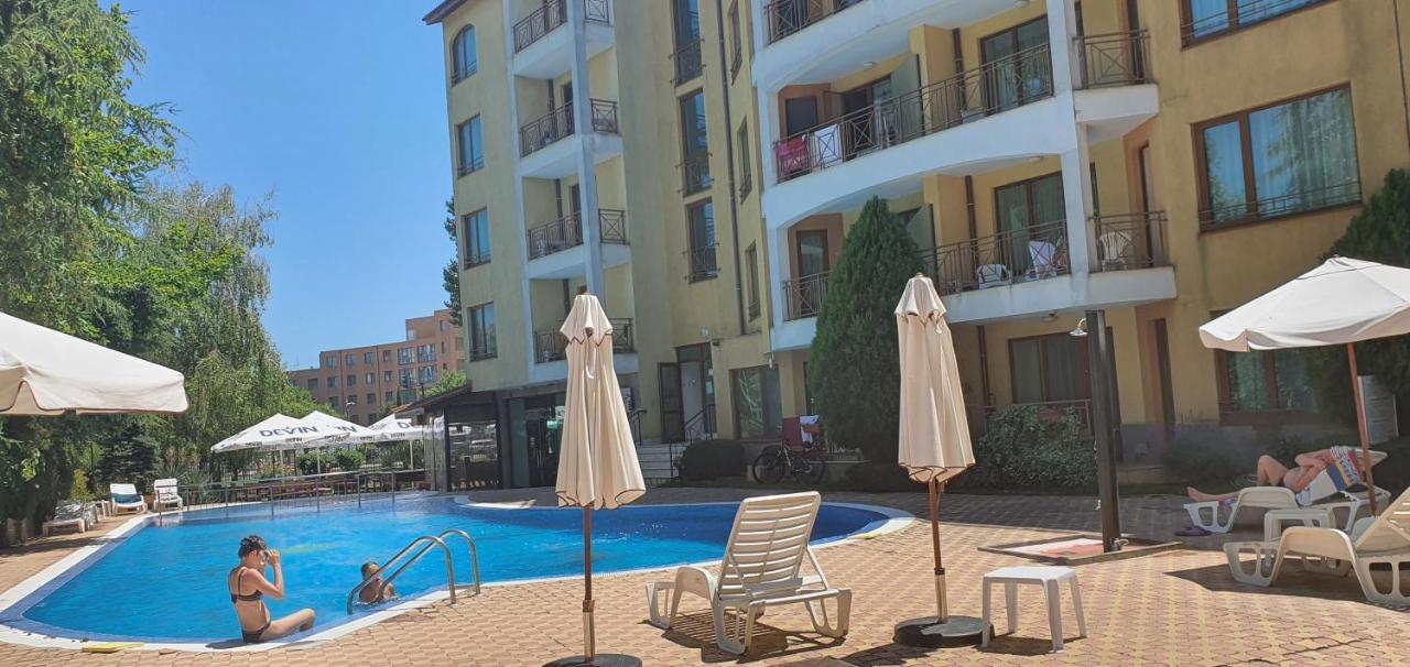 Golden Dreams Apartment Sluneční pobřeží Exteriér fotografie