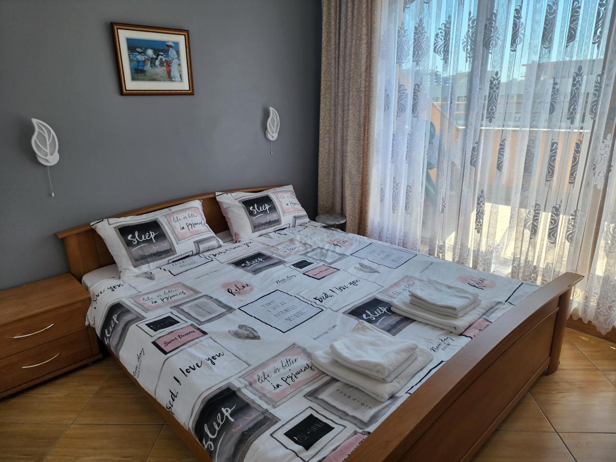 Golden Dreams Apartment Sluneční pobřeží Exteriér fotografie