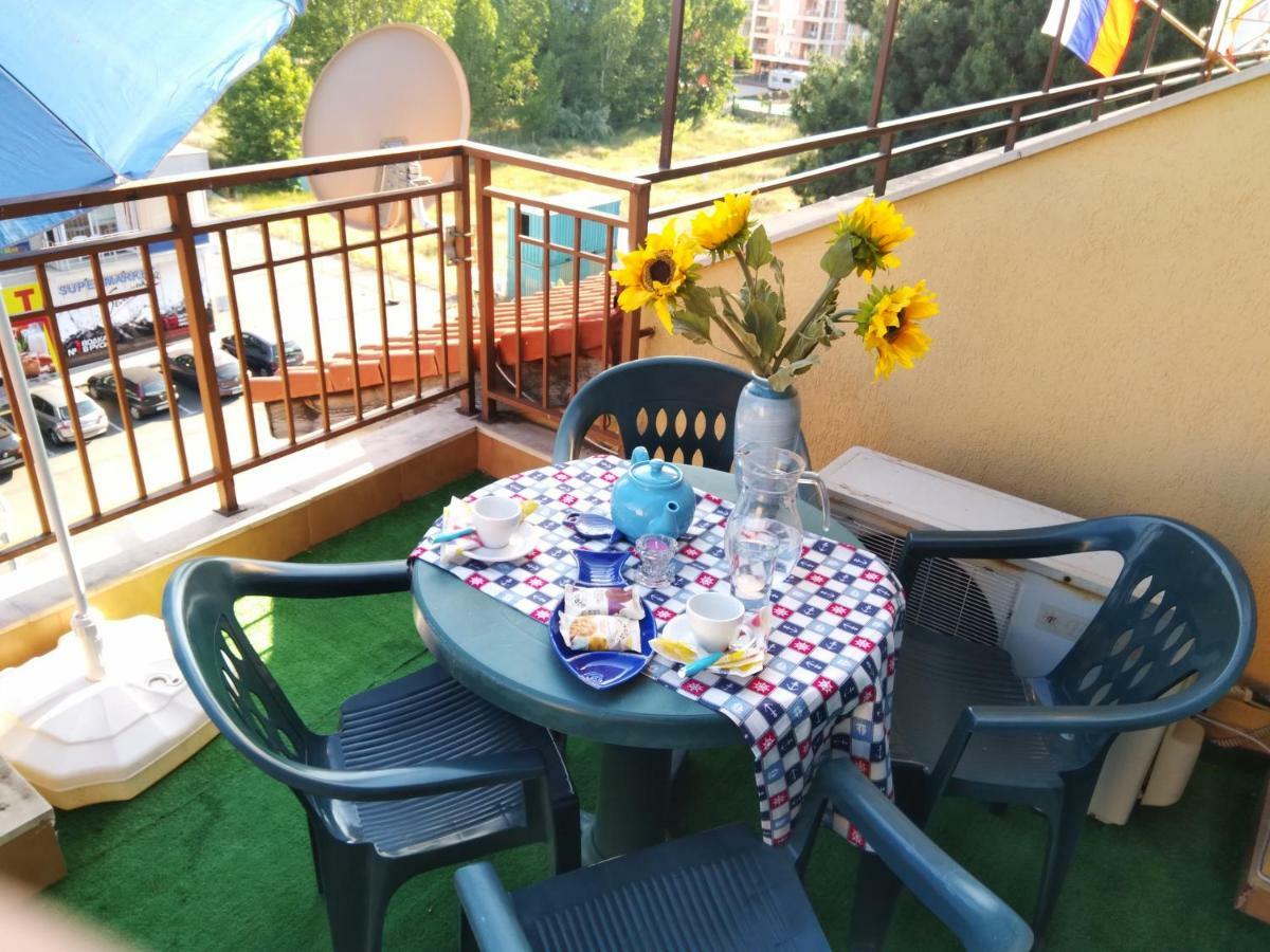 Golden Dreams Apartment Sluneční pobřeží Exteriér fotografie